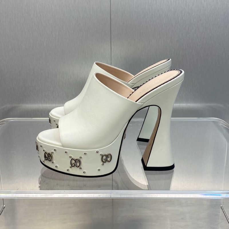 Gucci Heeled Shoes